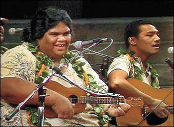 makaha-sons-04.jpg